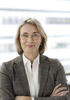 Frau M.A. Corinna Dönges Frau M.A. Corinna Dönges